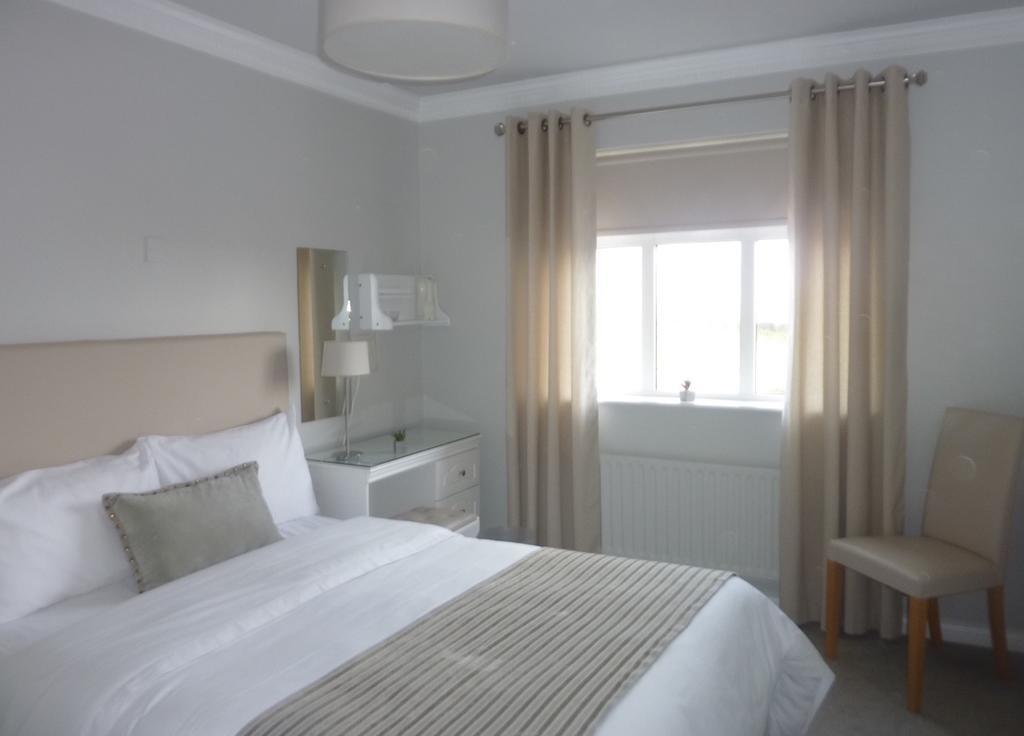 Westwinds Guestlodge Голвей Екстер'єр фото